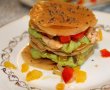 Mille-feuilles crocant cu guacamole si pui-5