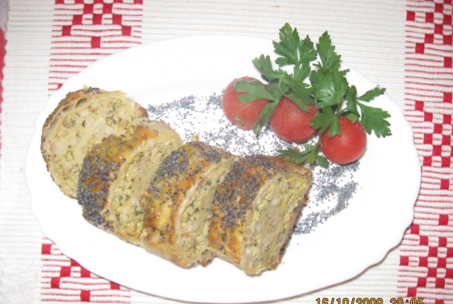 Rulada din carne tocata