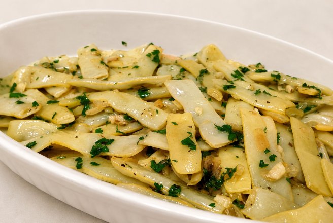 Fasole pastai cu ceapa si usturoi  o mancare ca la mama acasa