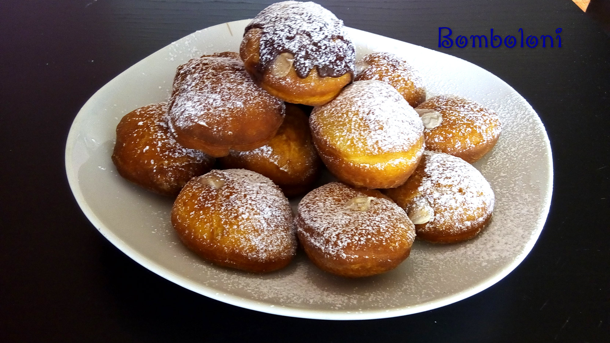 Bomboloni