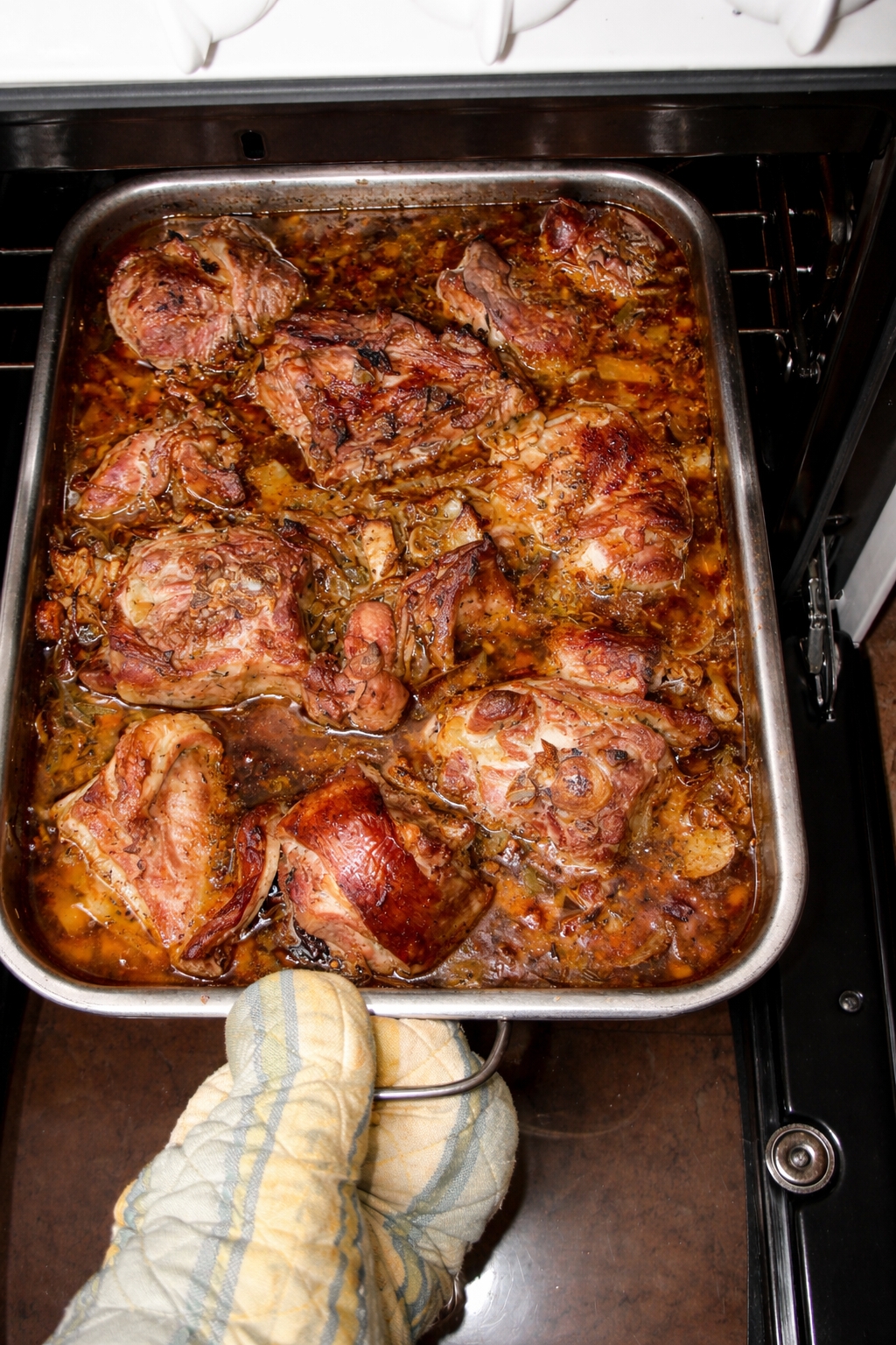 Friptura de miel marinata. la cuptor