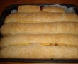 Reteta simpla si delicioasa de strudel cu branza si stafide-4