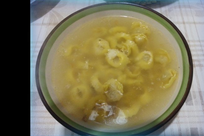 Supa cu tortellini