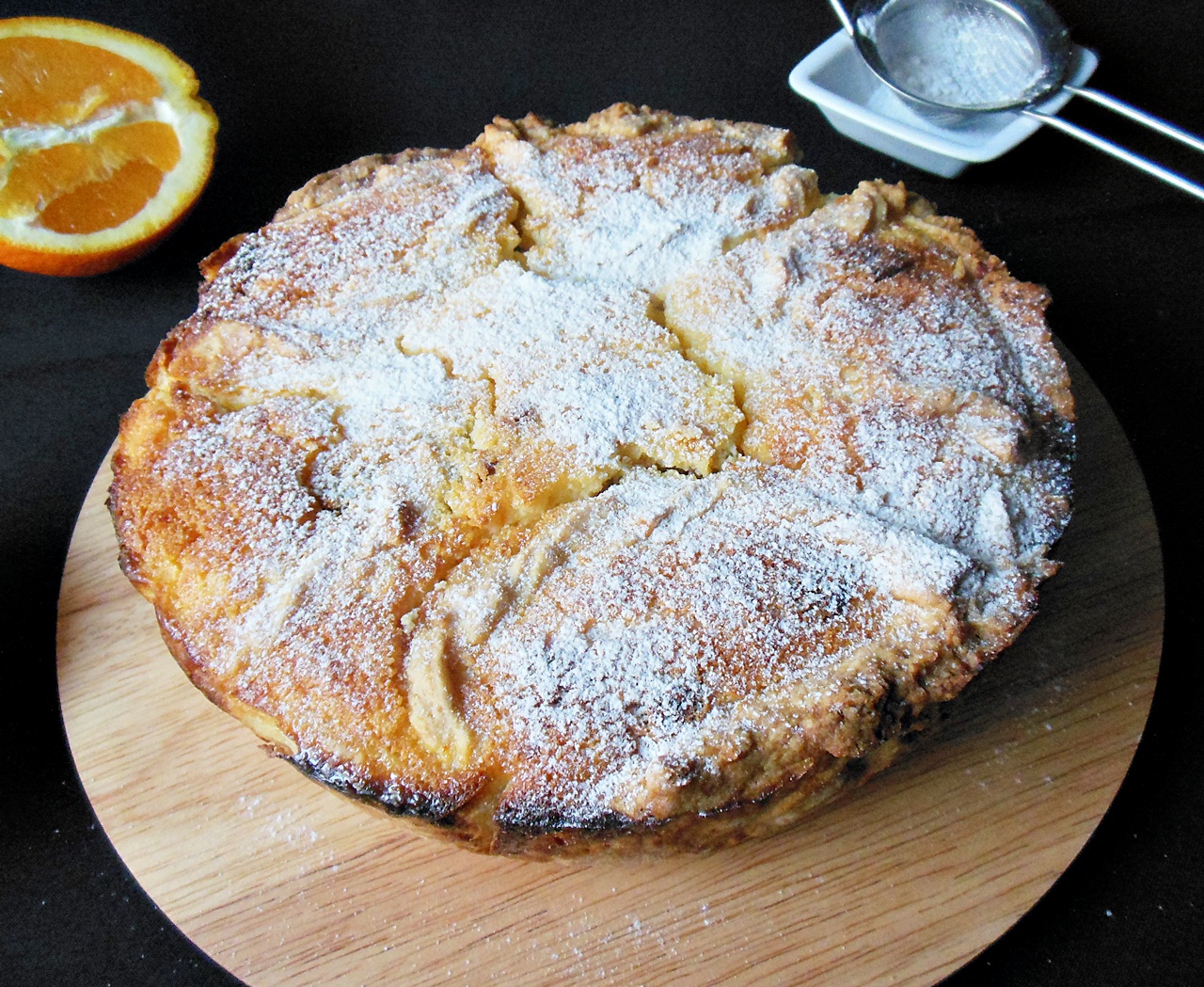 Tarta cu branza si stafide