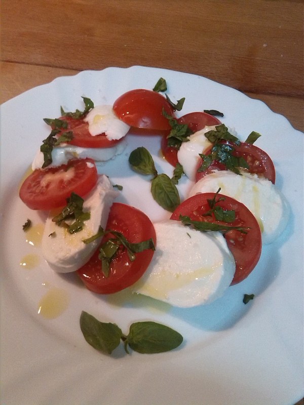 Salata Caprese