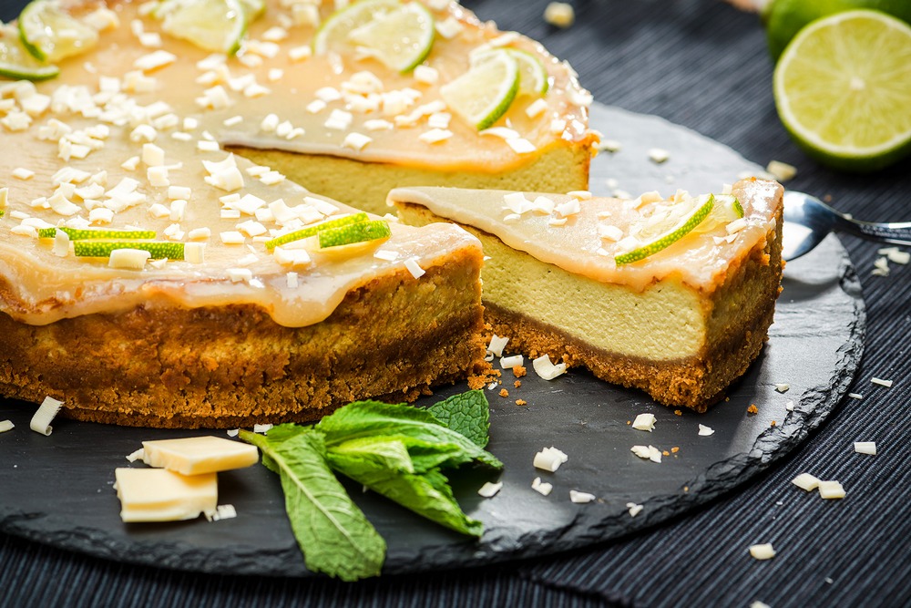 Cheesecake cu avocado si caramel cu lime- reteta video