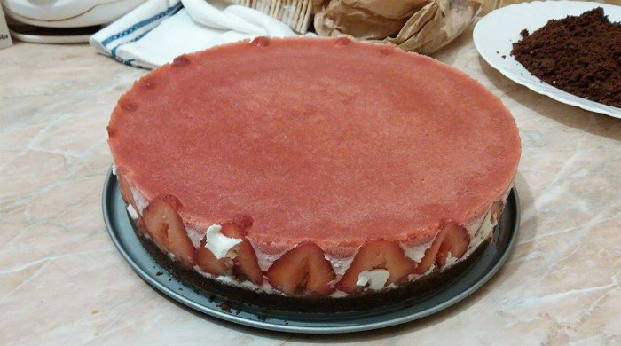 Cheesecake cu mascarpone si capsuni