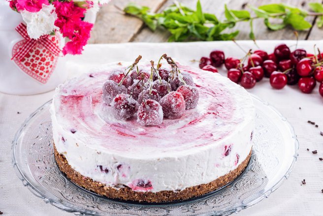 Cheesecake rece cu cirese