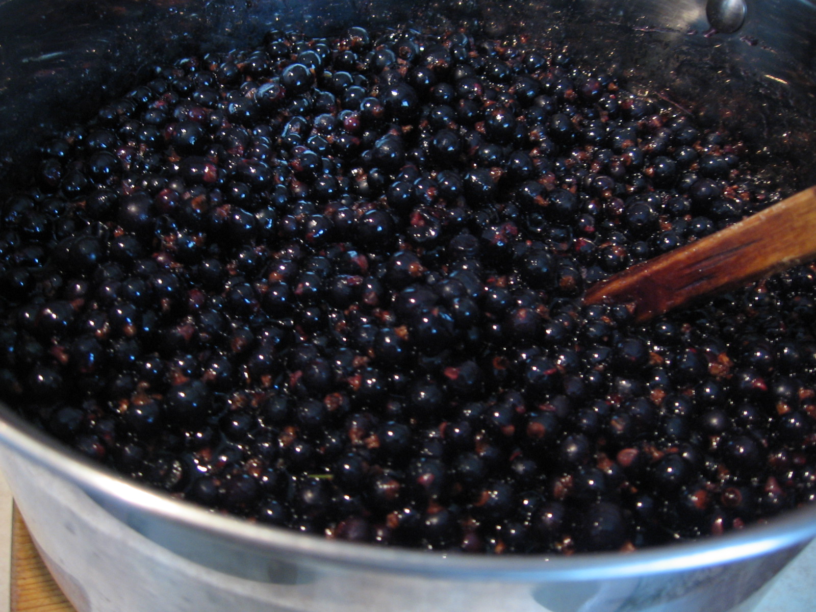 Dulceata de coacaze negre