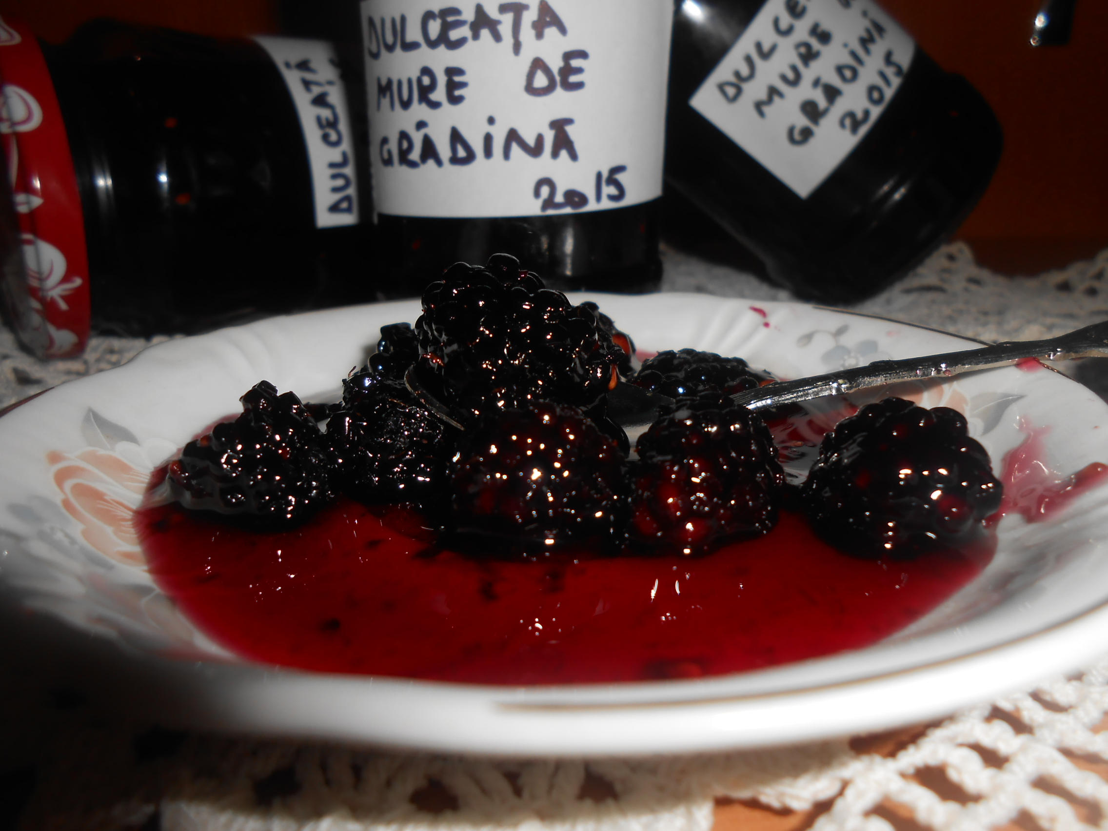 Dulceata de mure de gradina