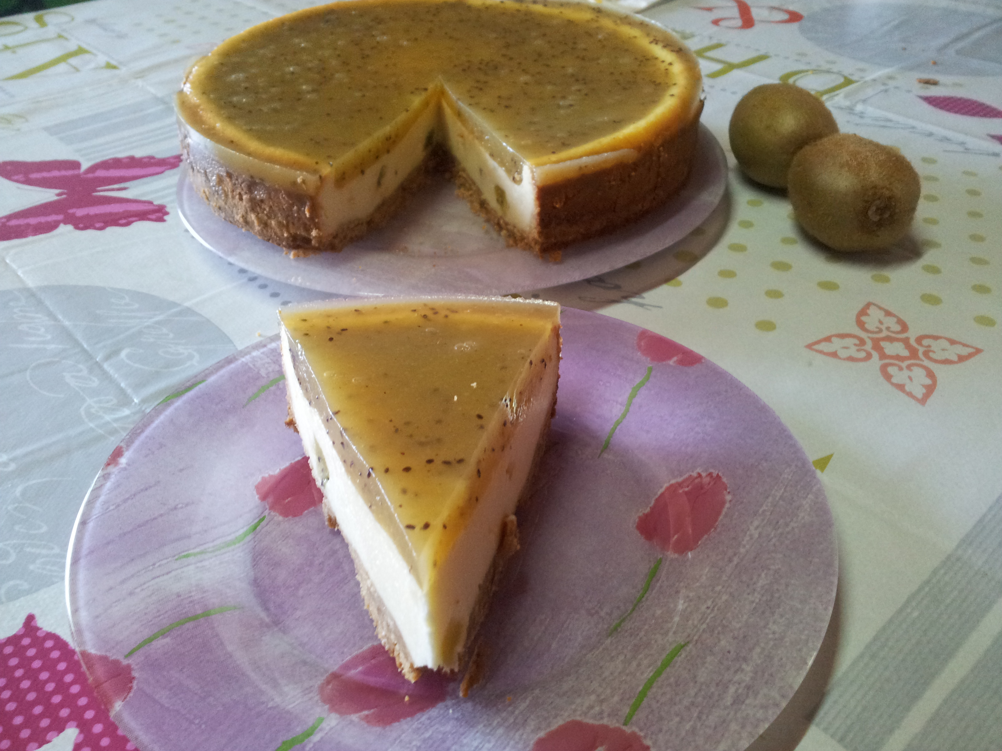 Cheescake cu jeleu de kiwi