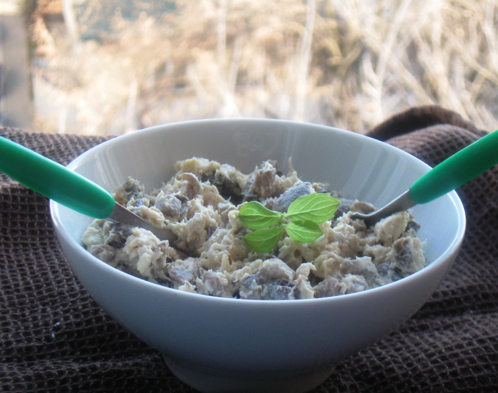 Salata de pui cu ciuperci