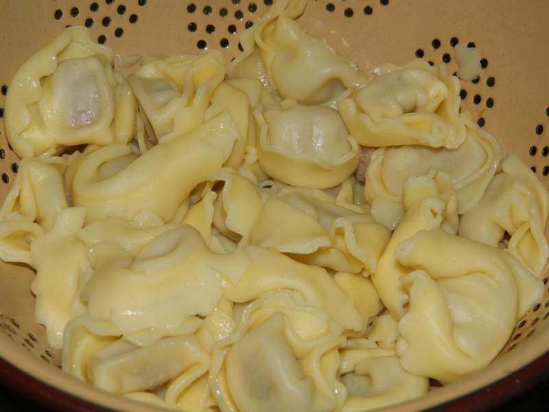 Salata cu tortelloni