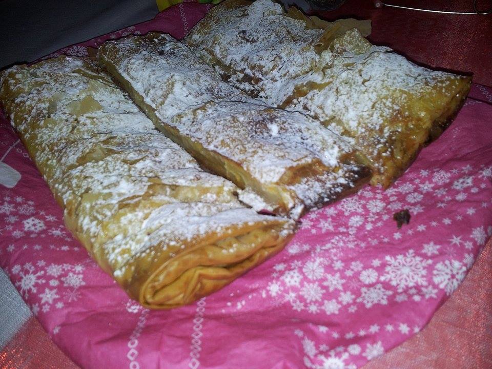 Strudel cu mere