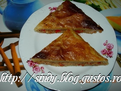 Placinta cu ton