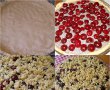 Tarta crumble cu visine si mac-0