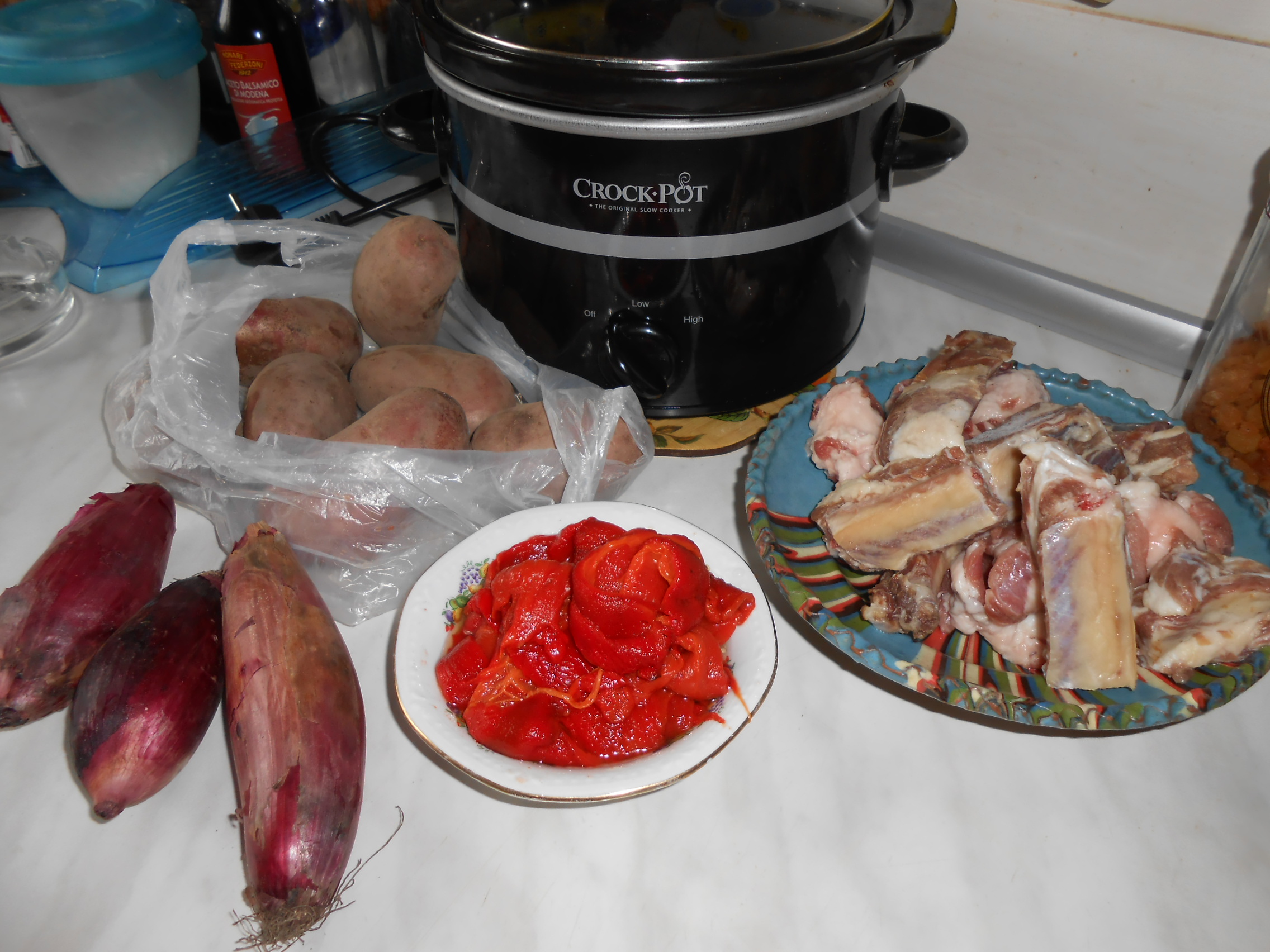 Tocana cu coaste afumate la slow cooker Crock-Pot