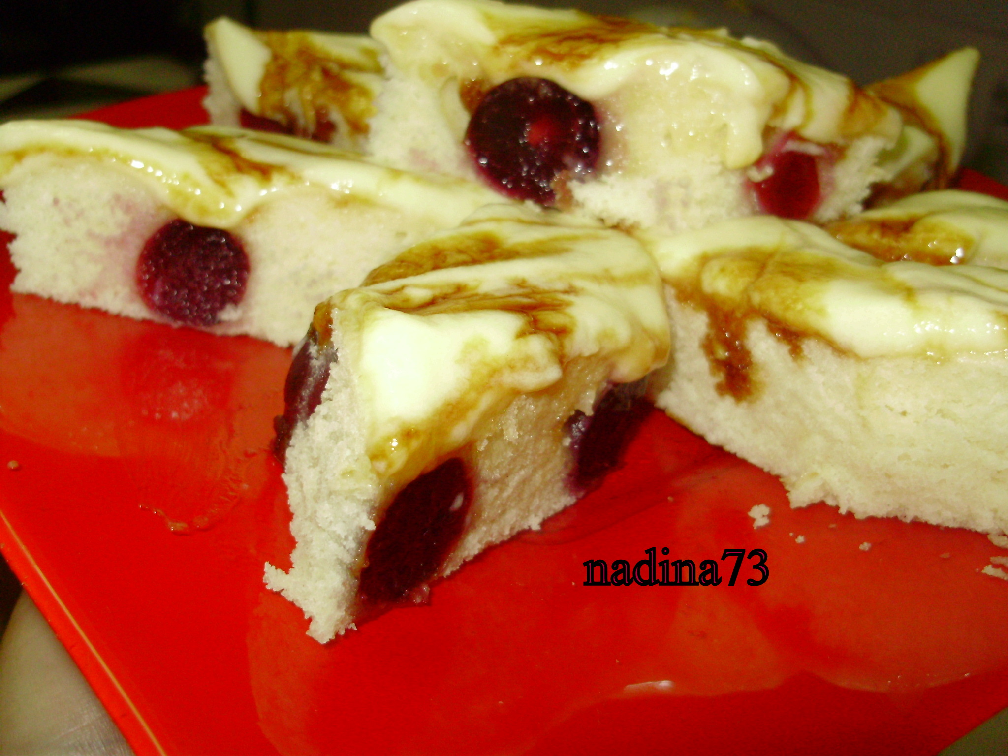 Prajitura cu cirese si budinca