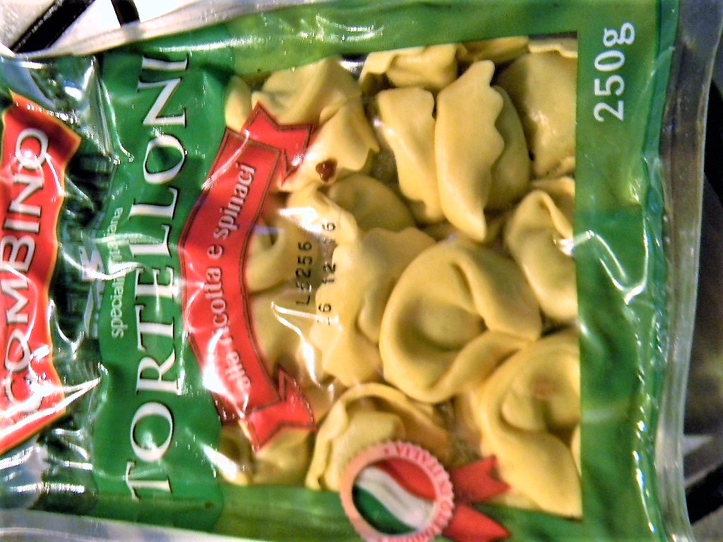 Supa cu tortellini si fasole verde