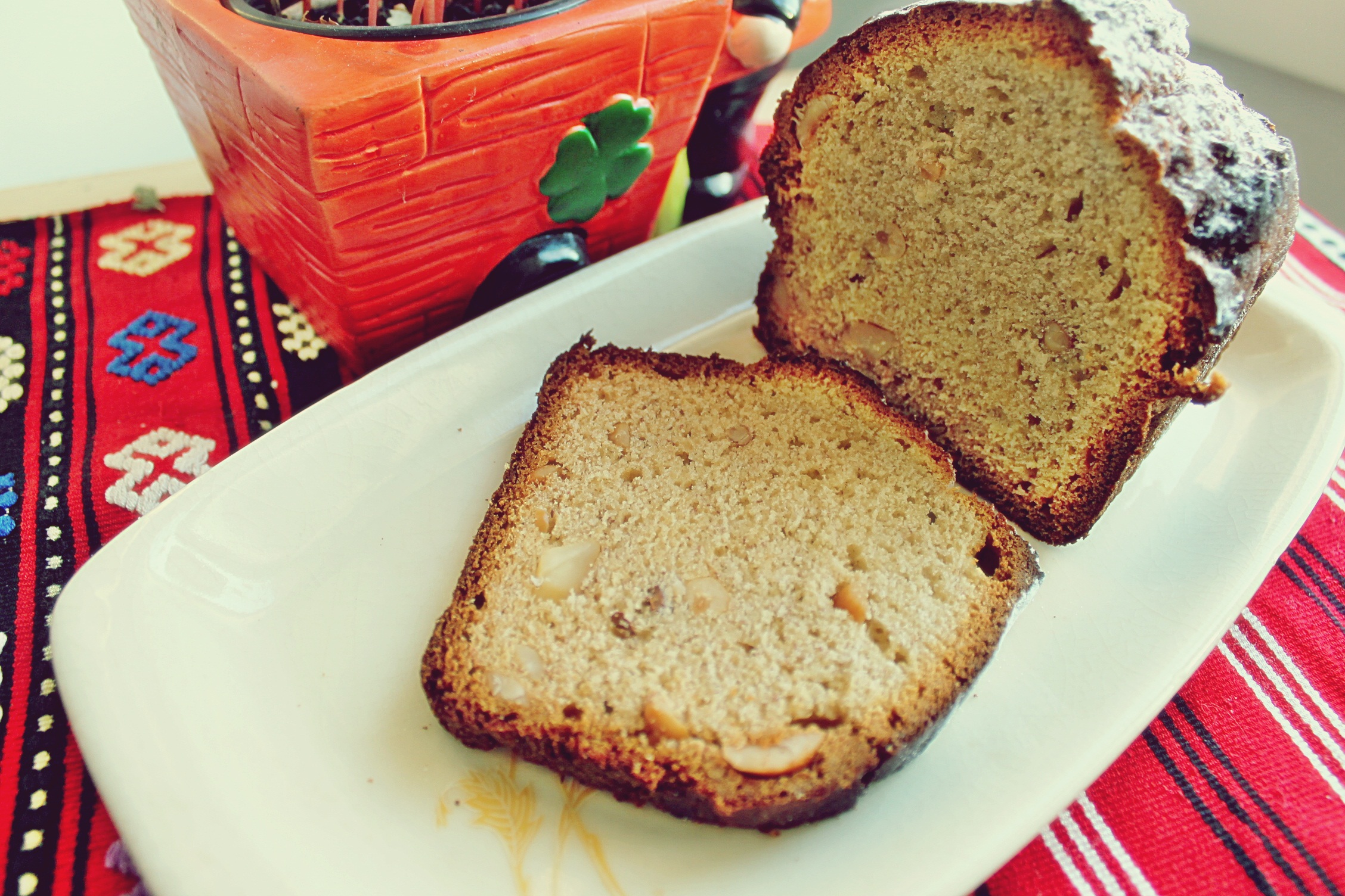 Banana bread cu arahide - chec cu banane si arahide