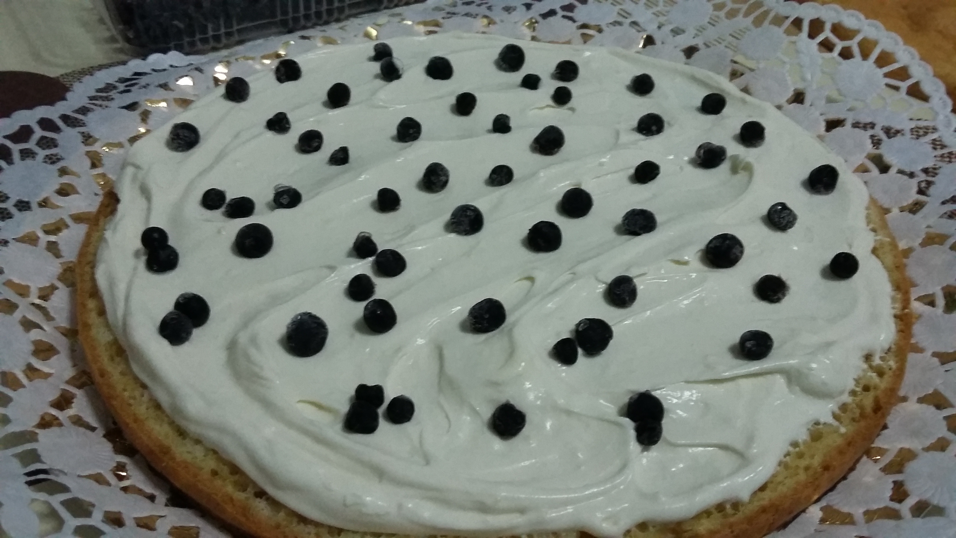 Tort cu crema de lamaie si afine