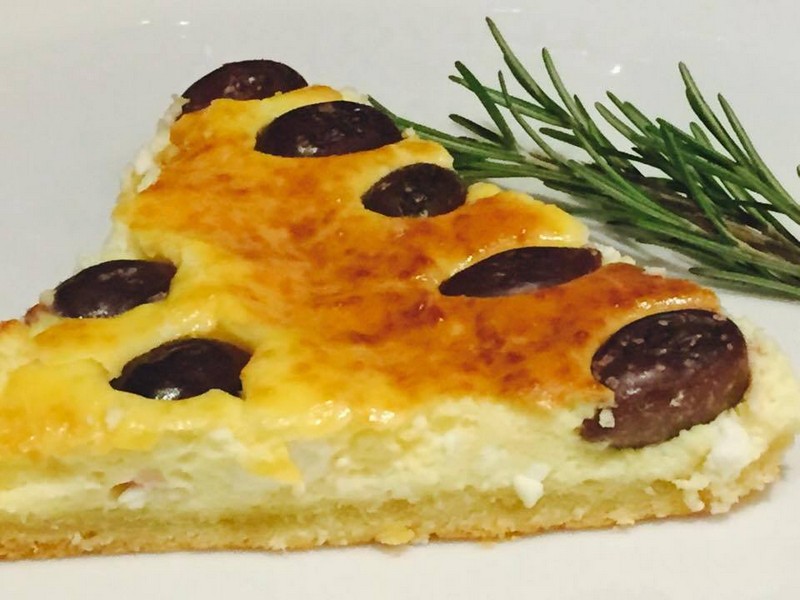 Tarta aperitiv cu masline