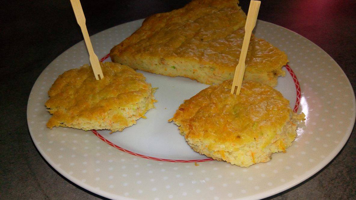 Aperitiv tarta cu dovlecei si morcovi