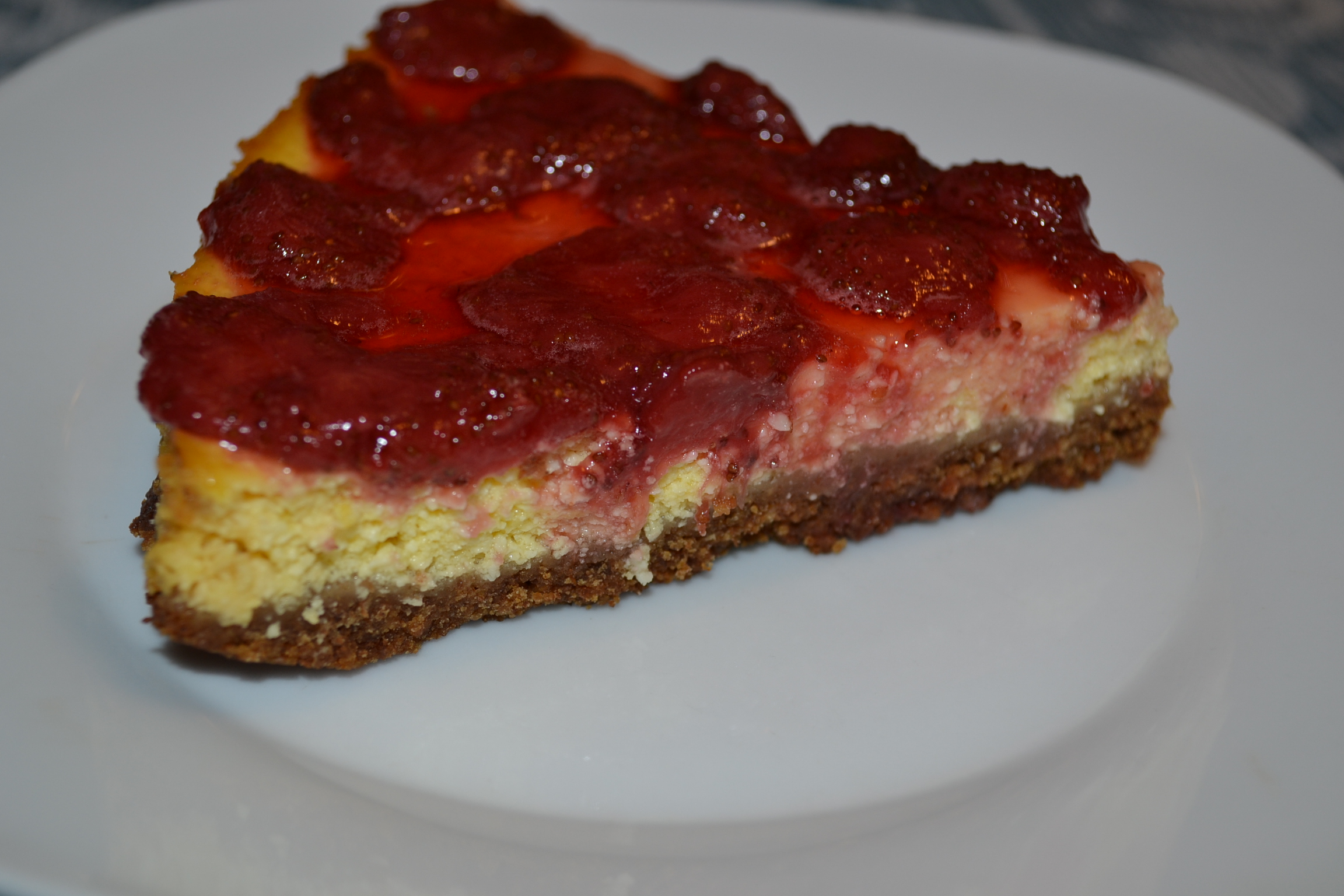 Desert cheesecake cu capsuni