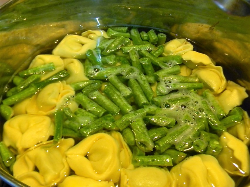 Tortelloni cu fasole verde