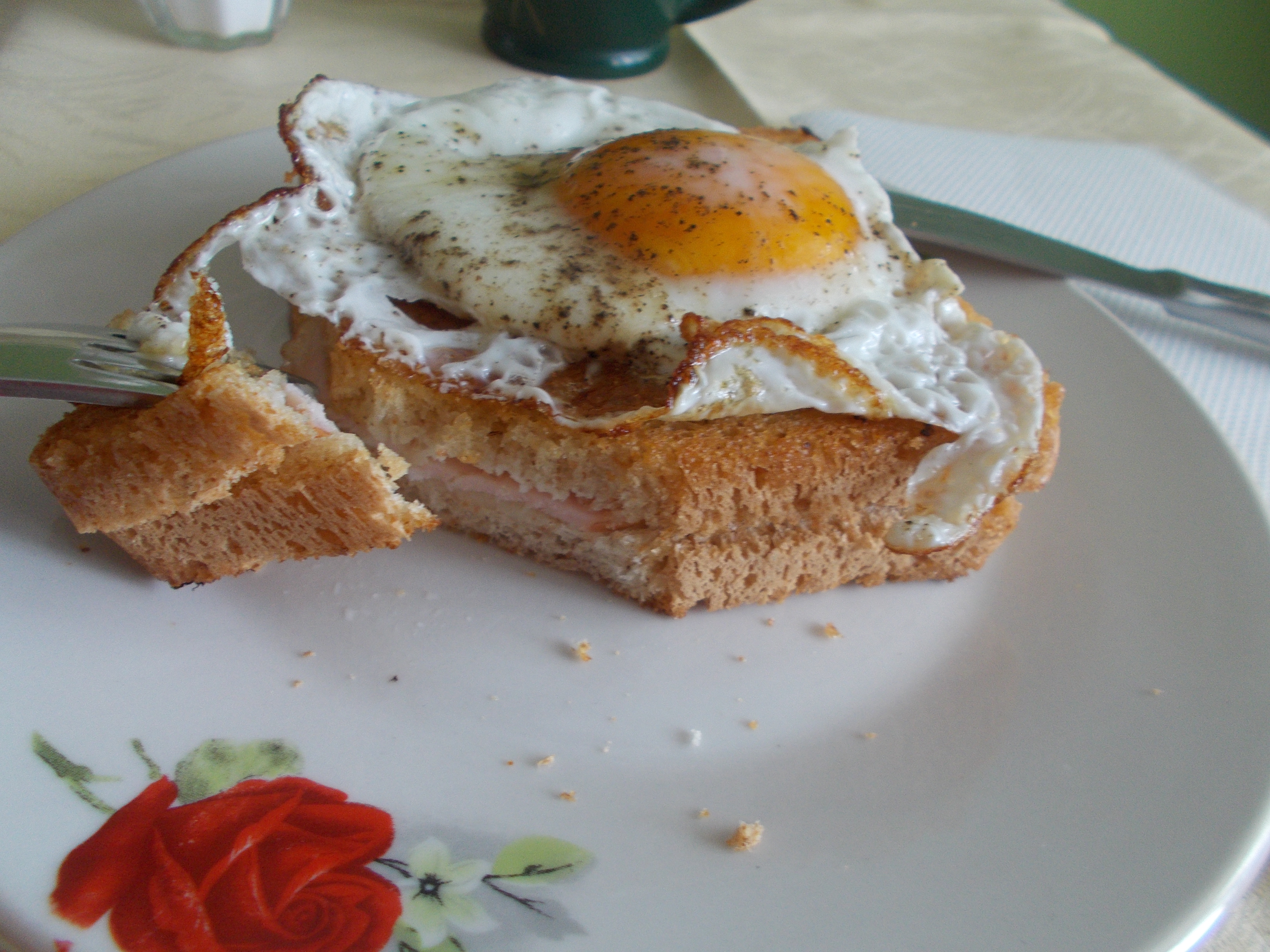 Sandvis Croque-madame