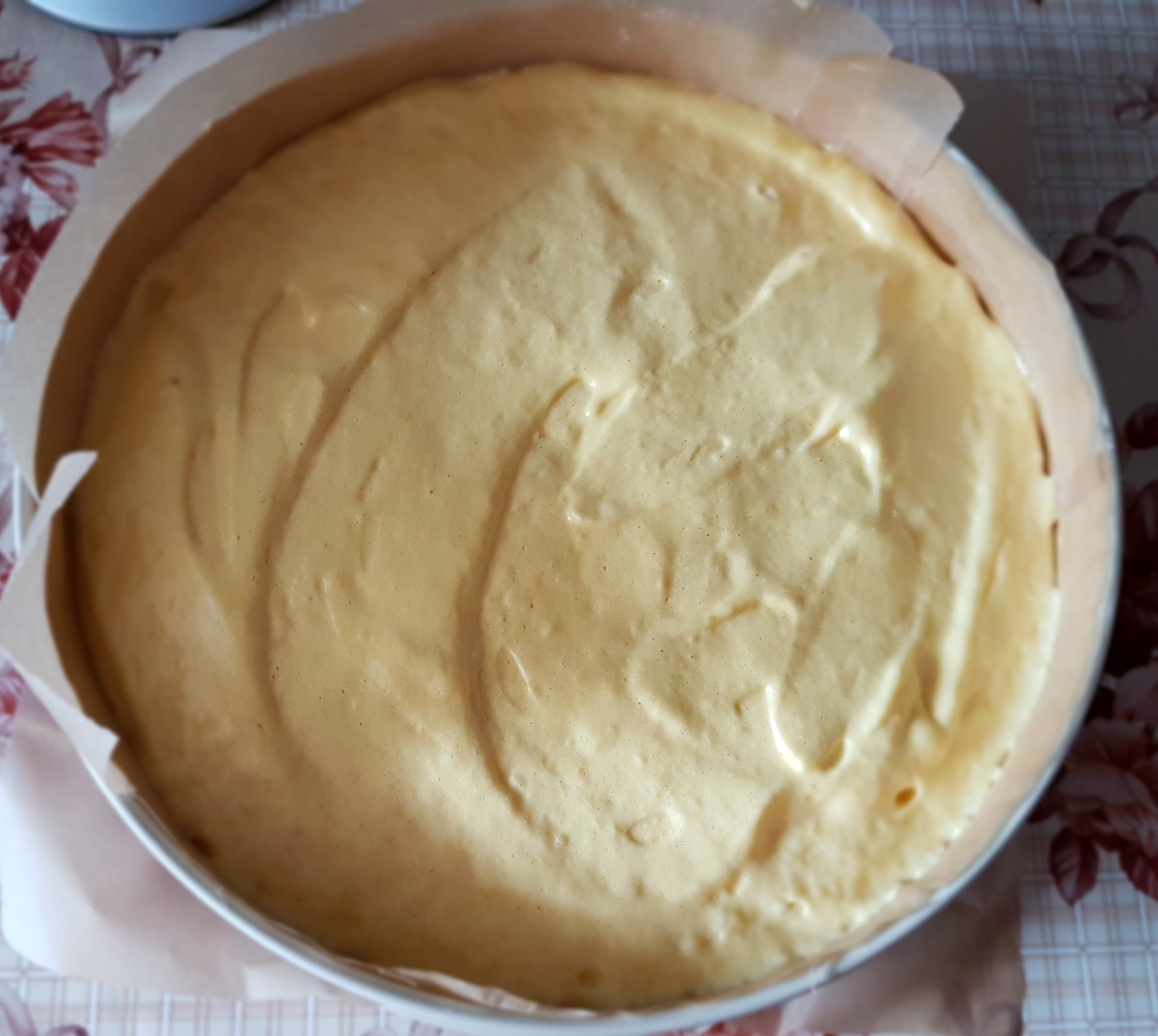 Desert tort cu jeleu de cirese si crema de vanilie cu mascarpone