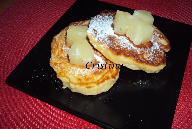 Desert pancakes cu ananas