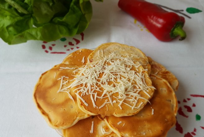 Aperitiv pancakes cu ciuperci