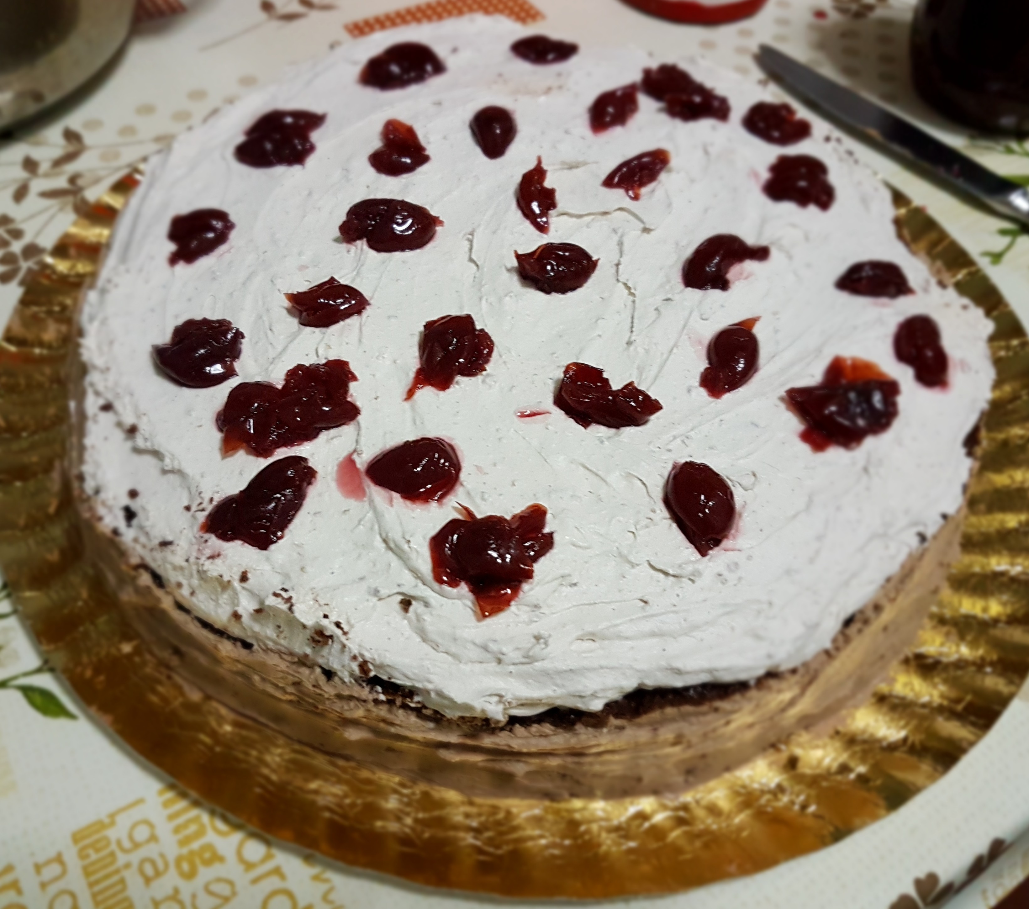 Desert tort cu crema de castane si ciocolata