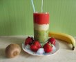 Smoothie de kiwi, banane si capsuni-9