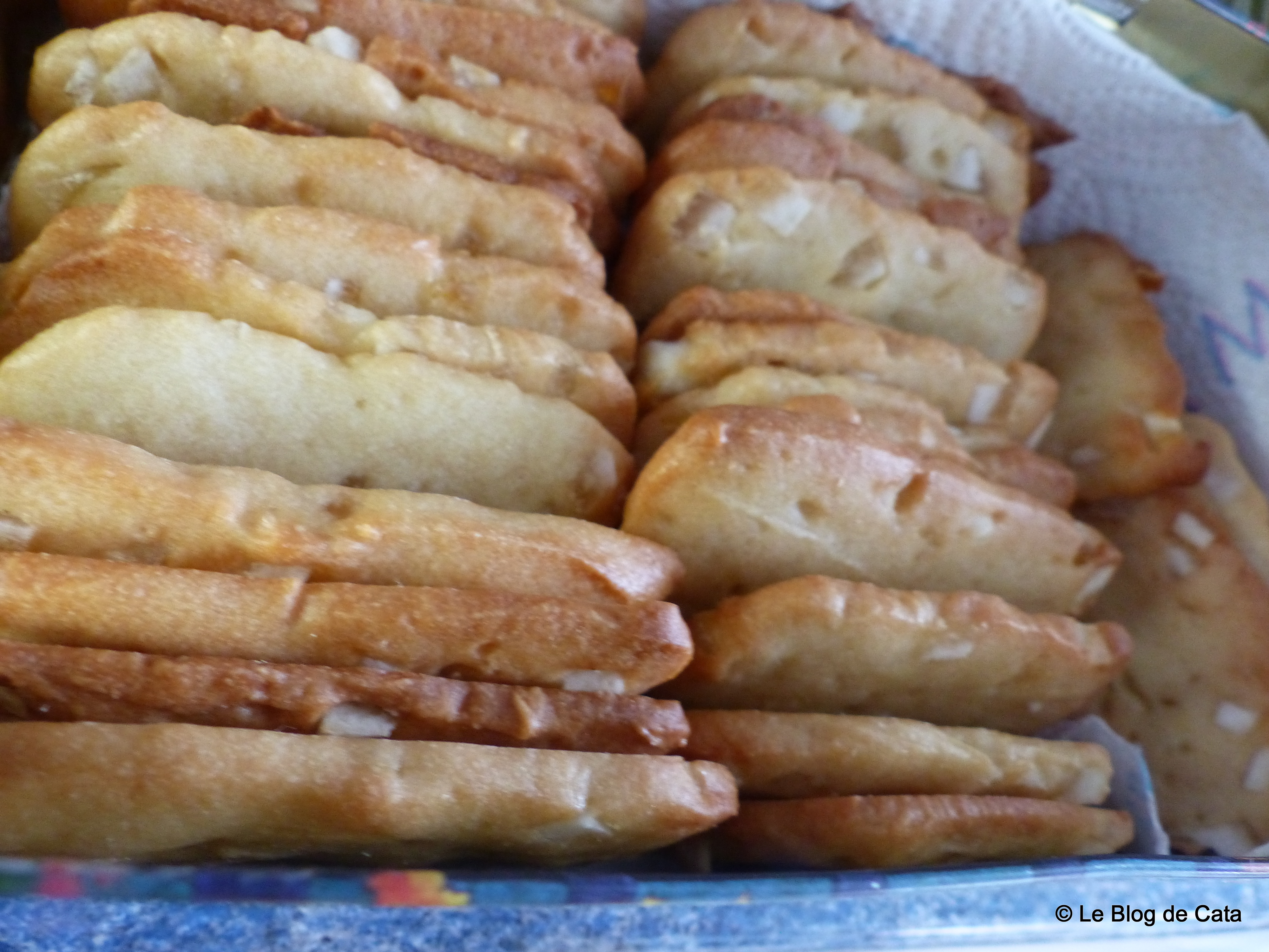 Desert biscuiti cu coaja de lamaie confiata