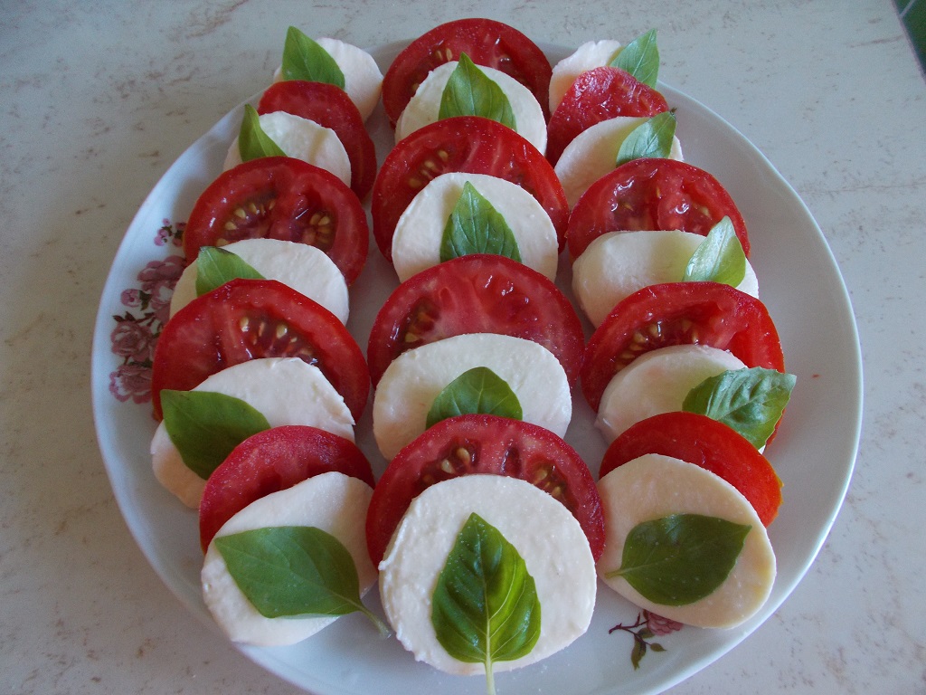 Salata Caprese