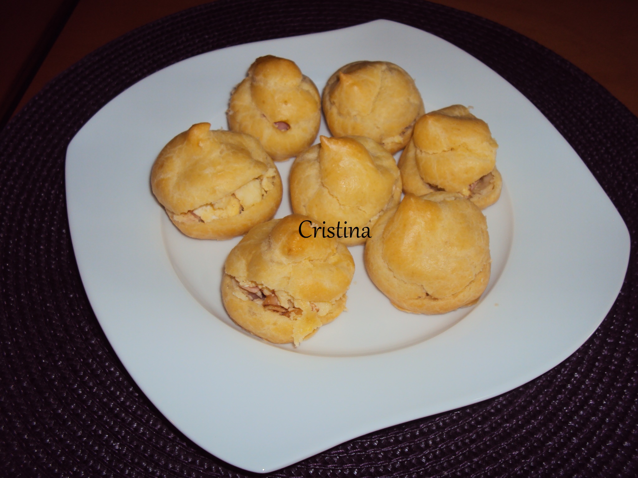 Aperitiv choux cu omleta