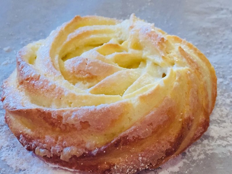 Desert choux a la creme