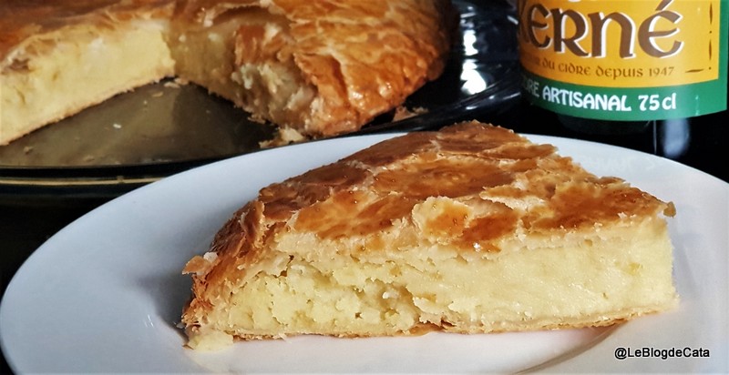 Desert placinta cu migdale si lemon curd / Galette des rois