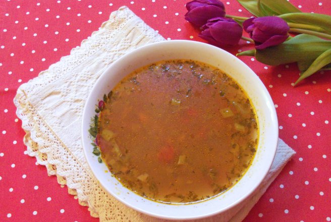 Ciorba de fasole verde acrita cu zeama de varza