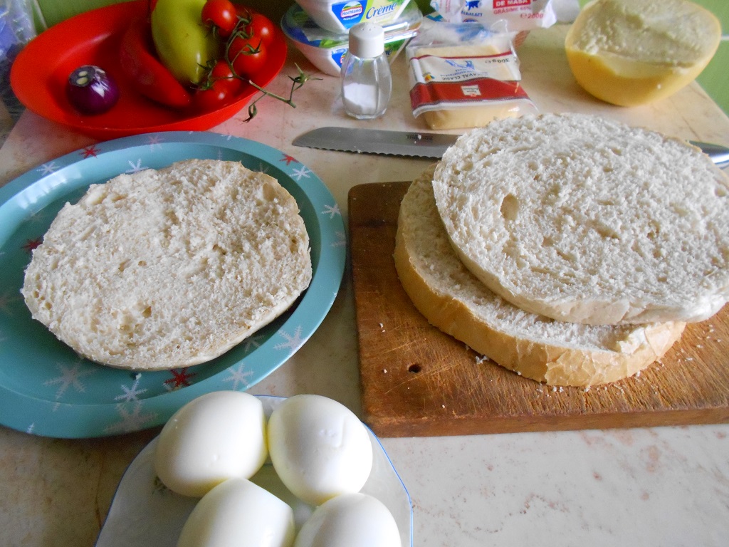 Aperitiv tort, cu oua si lactate