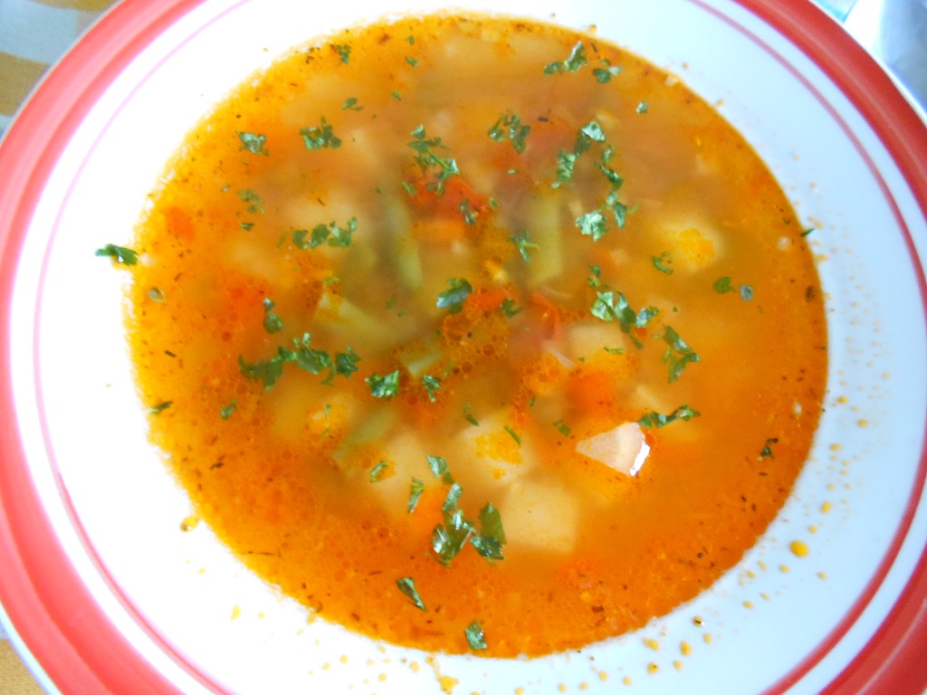Supa de legume, cu crutoane