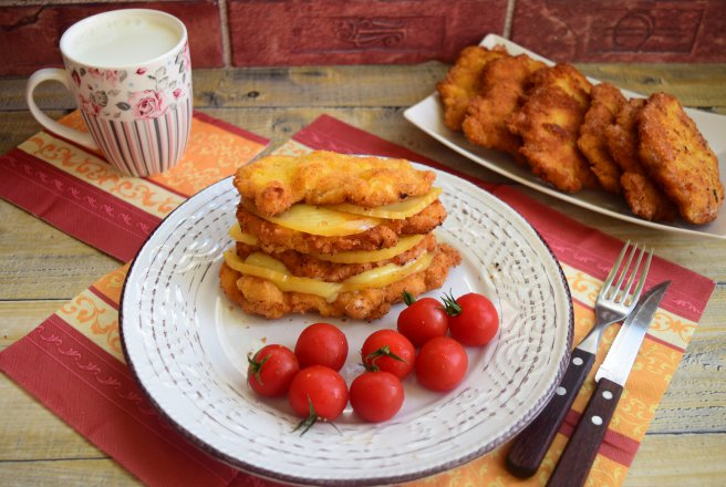 Snitele de porc in crusta de pesmet cu parmezan