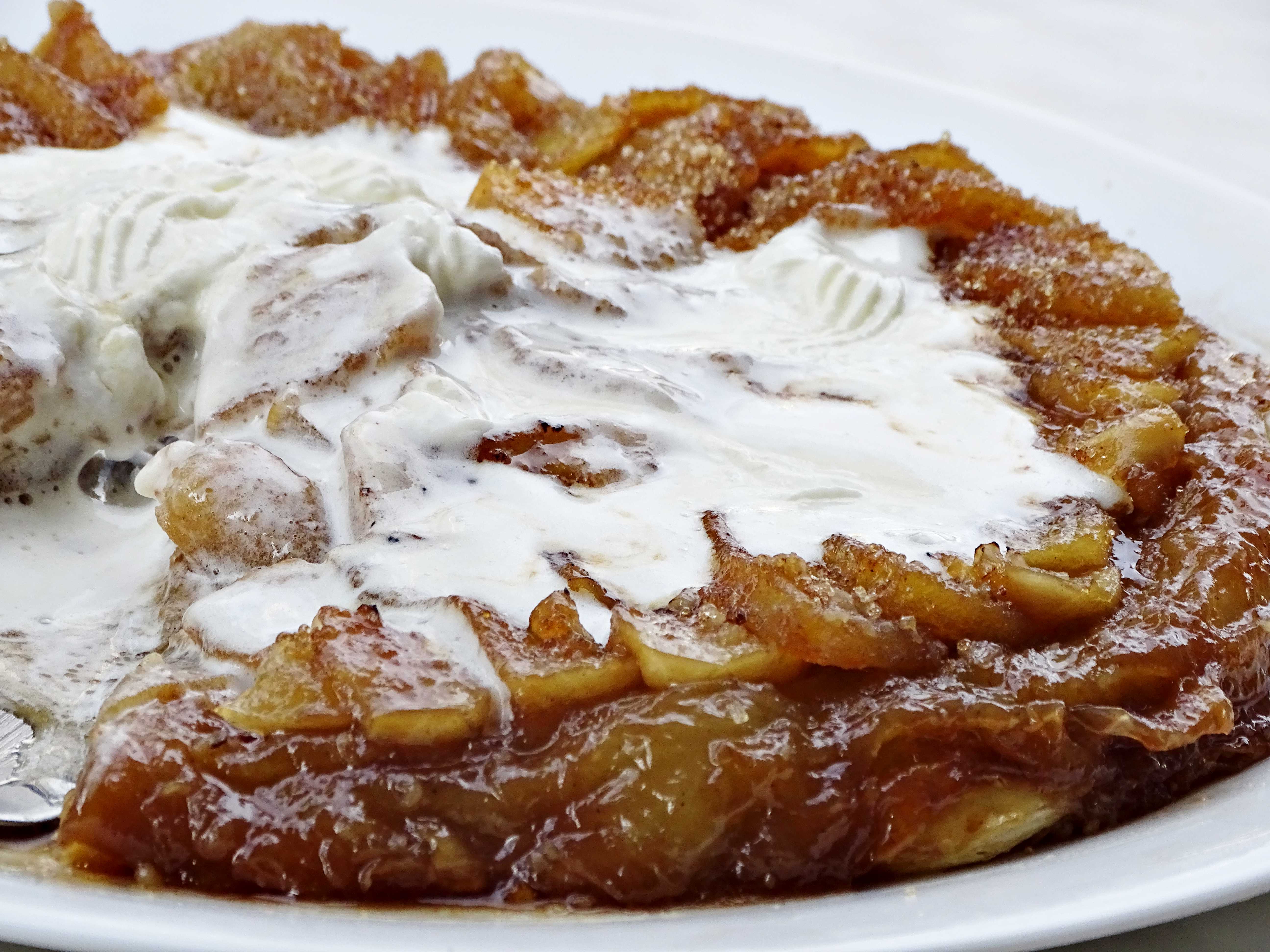 Desert tarta Tatin