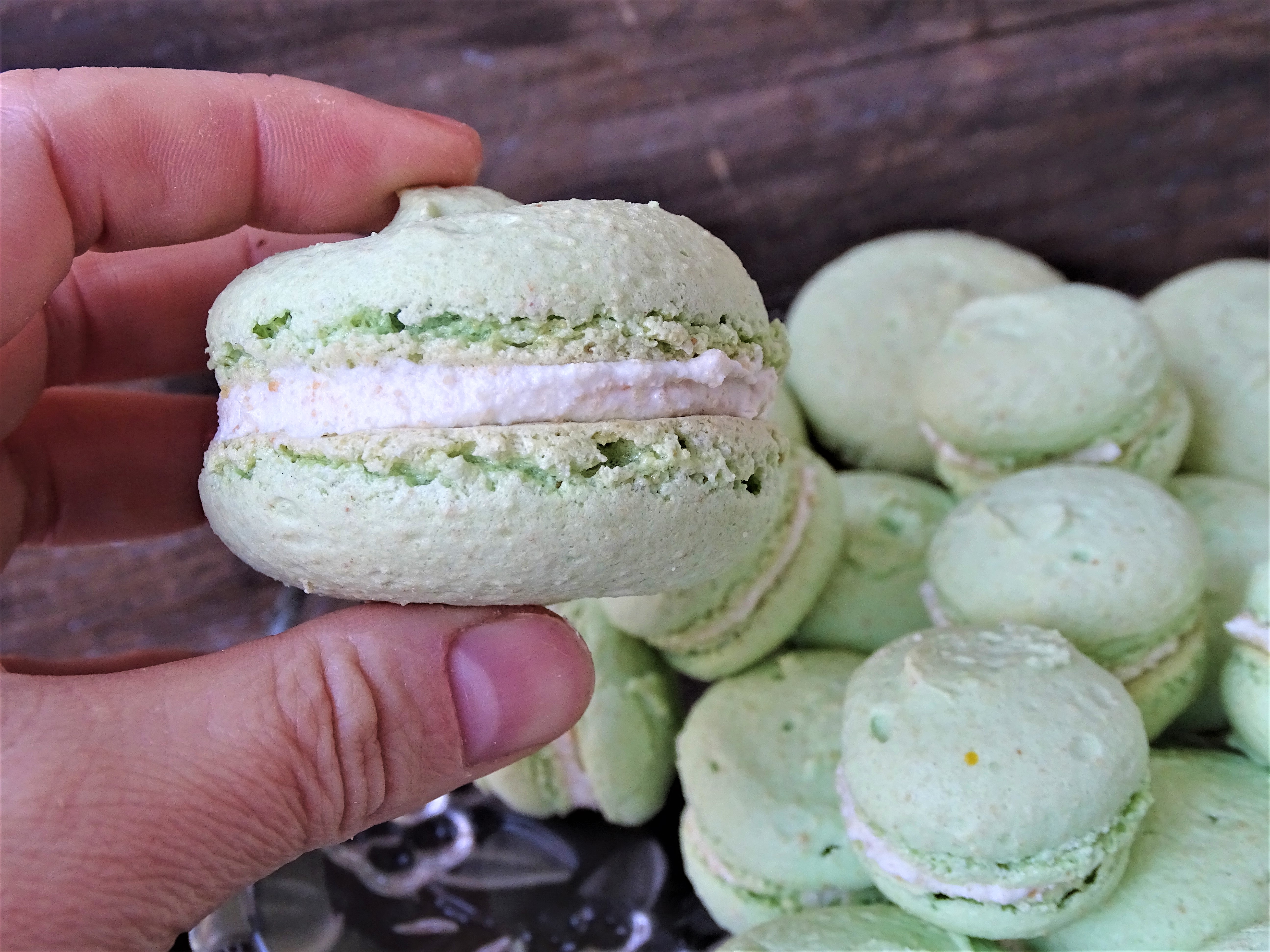 Desert Macarons si 7 ani de Bucataras