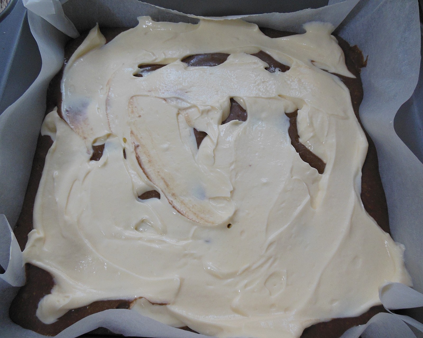 Desert prajitura cu mascarpone si dulceata de afine, fara zahar