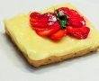 Desert tarta cu biscuiti, crema de vanilie si capsuni-0