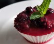 Desert panna cotta cu lapte de migdale si coulis de fructe de padure-8