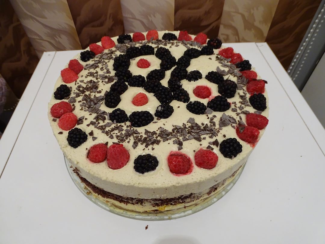 Desert tort Lucia (86 de ani)